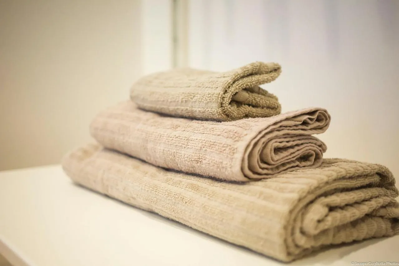 Apartment Toffee Mombello - Seven Suites Sanremo Italien